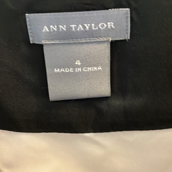 Black and White Wedding Dress - Picture 5 of 5